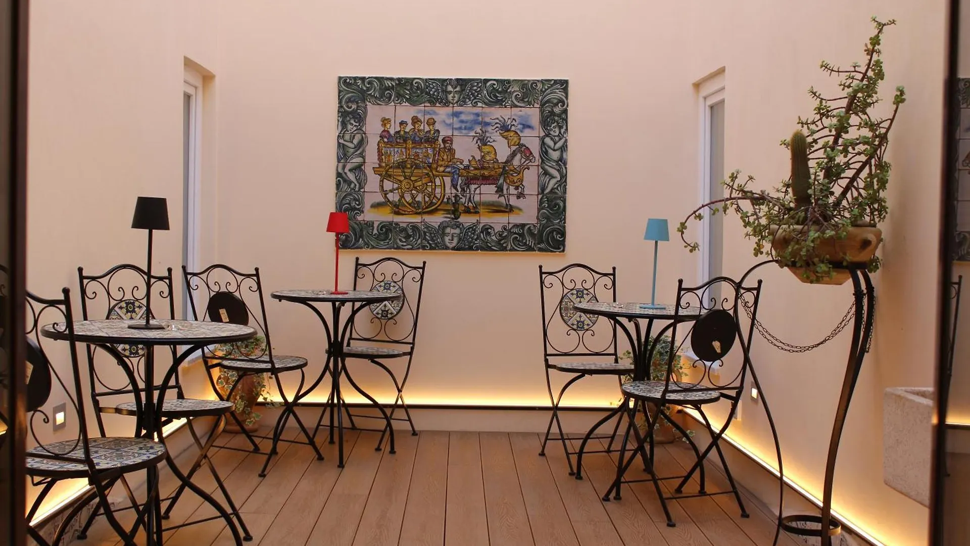 Falstaff Rooms & Suites パレルモ 0*,